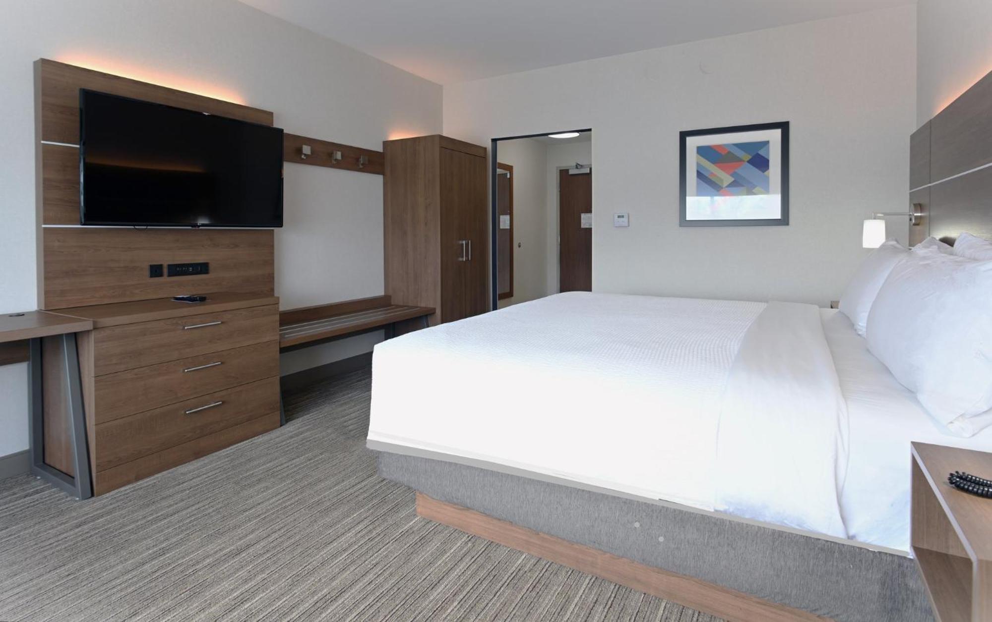 Holiday Inn Express & Suites - Aurora By Ihg Экстерьер фото