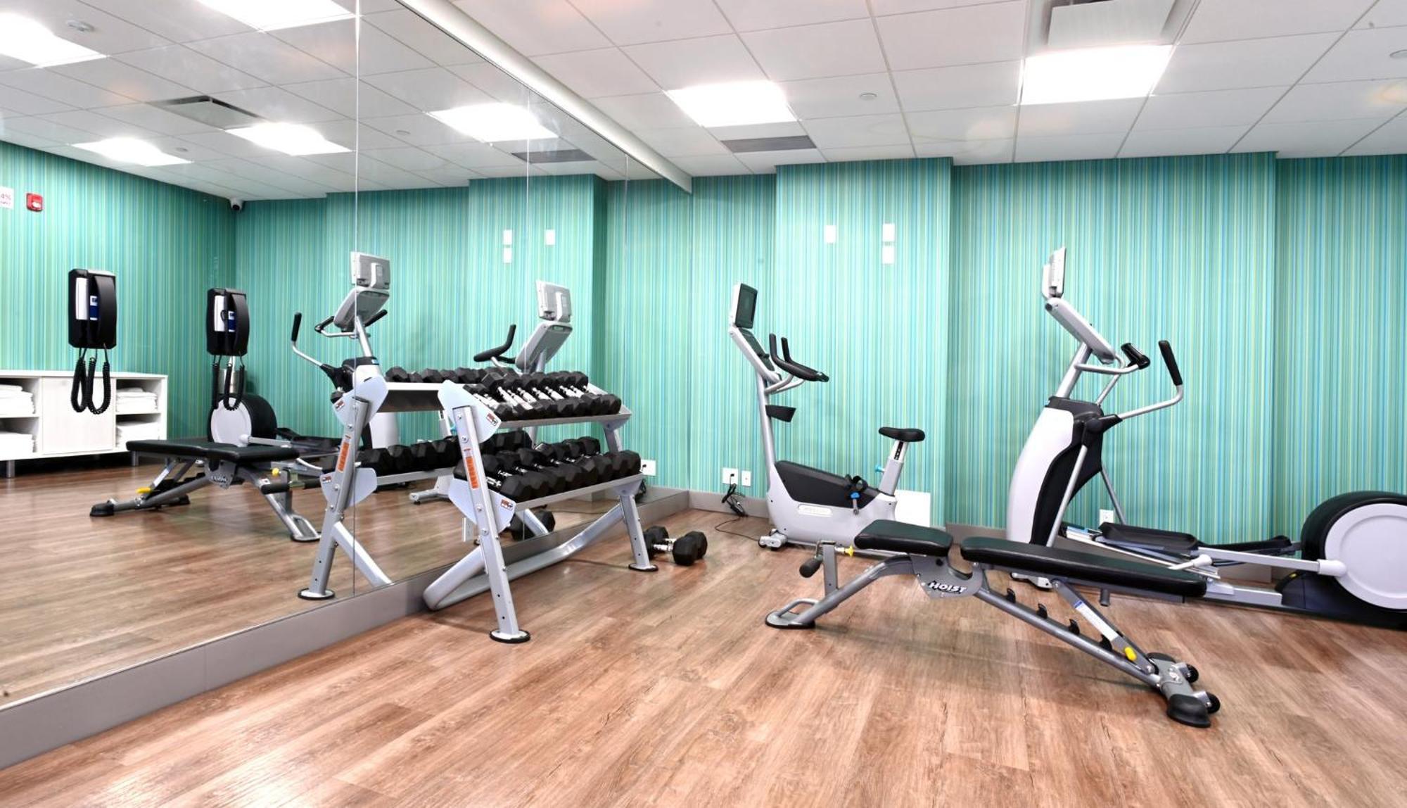 Holiday Inn Express & Suites - Aurora By Ihg Экстерьер фото